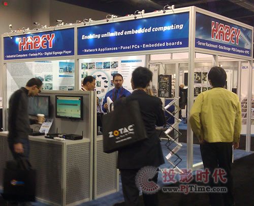 華北工控給力CES2011展示高品質(zhì)行業(yè)專用計算機(jī)
