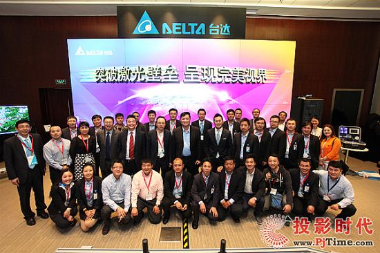 D1--__(d)ԡͻƼډ.ʬF(xin)ҕ硱}InfoComm-China-2016