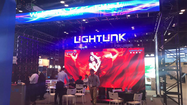 2017 INFOCOMMֵc?zhn)LED@ʾ@ʾLR-PLUS