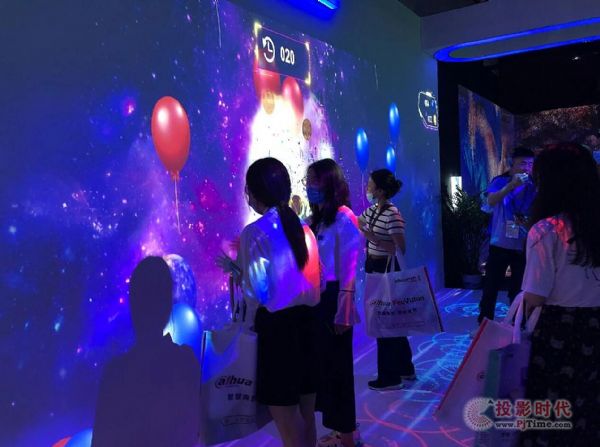 _ŲʣVfӰҕInfoComm China 2021ɫL